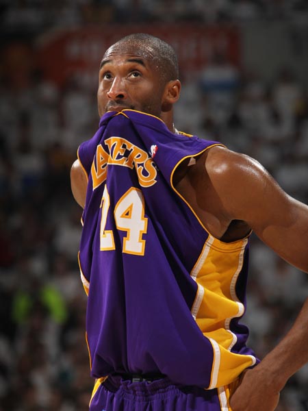 头球解围方 头球解围方